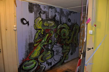 Graffiti Wall - Photo by ion (2016)