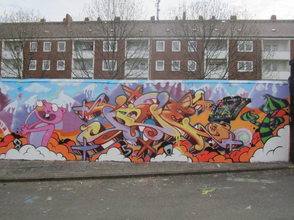 Graffiti Wall in Bremerhaven - Photo by irie - irie (2013)