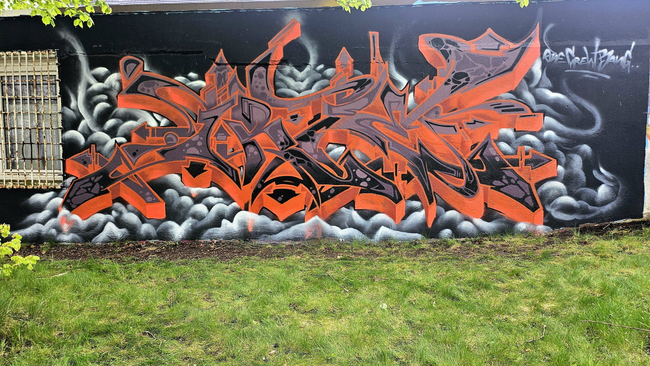 Graffiti Wall - Photo by irie (2025)