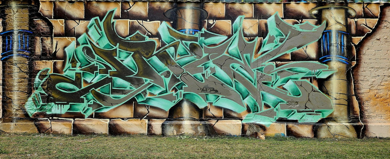 Graffiti Wall - Photo by irie (2025)