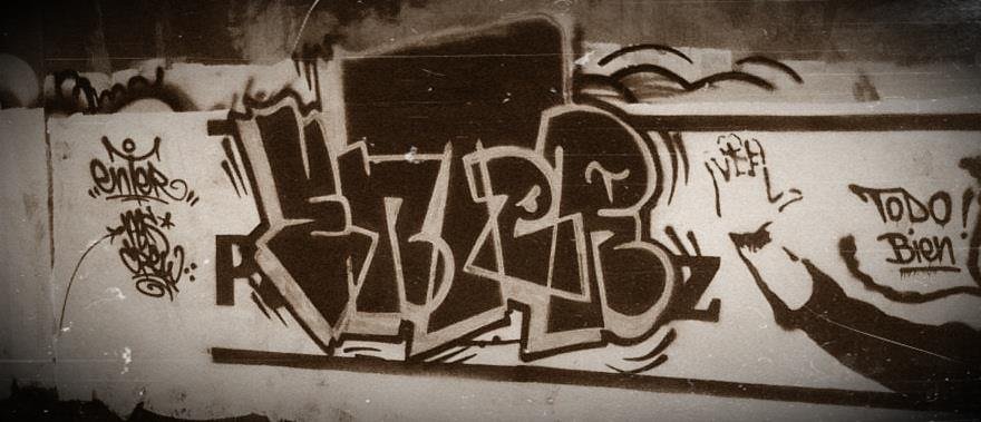 Graffiti Wall - Photo by isenter435