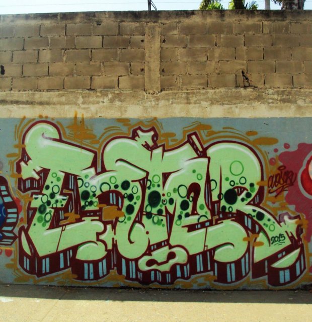 Graffiti Wall - Photo by isenter435