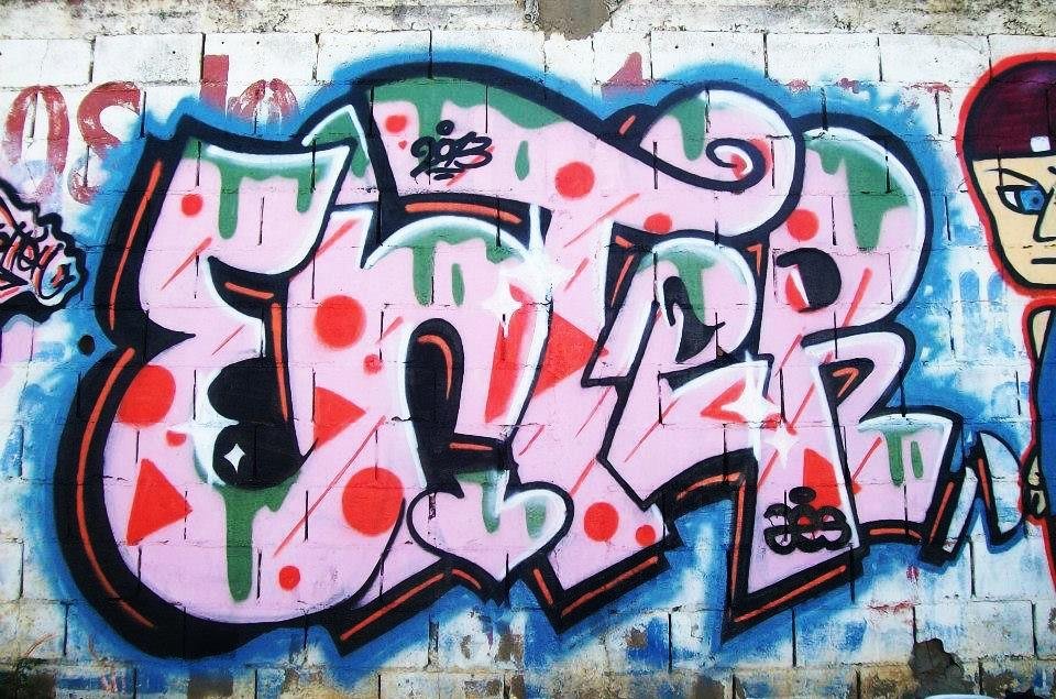 Graffiti Wall - Photo by isenter435