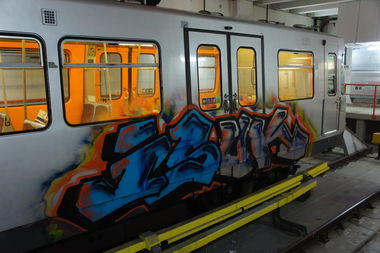 Graffiti Train - Photo by isok