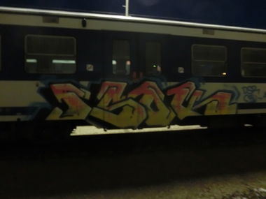 Graffiti Train - Photo by isok