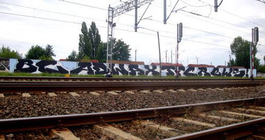 Graffiti Bombing - Photo by italian - a2x