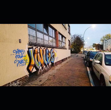 Graffiti Bombing - Photo by iwids