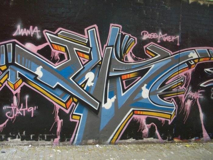 Graffiti Wall - Photo by iws - awek, iws, berlin