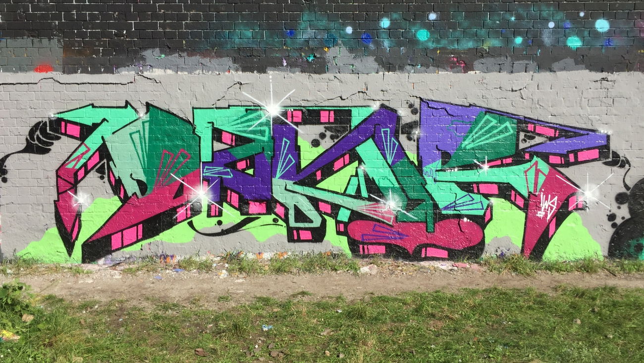 Graffiti Wall - Photo by iws - Dakur, IWS, Berlin (2021)