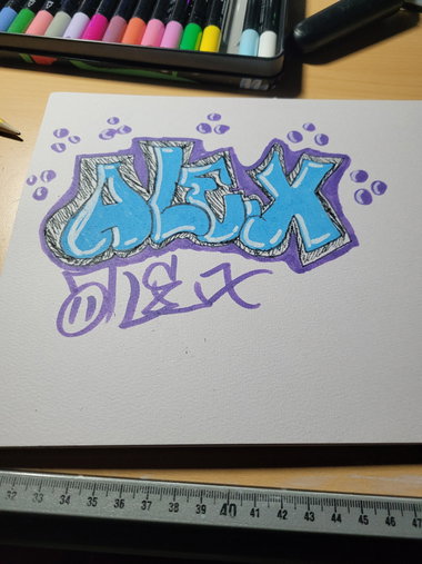 Graffiti Sketch - Photo by ixo