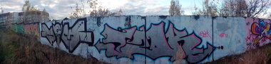Graffiti Wall - Photo by izok (2013)