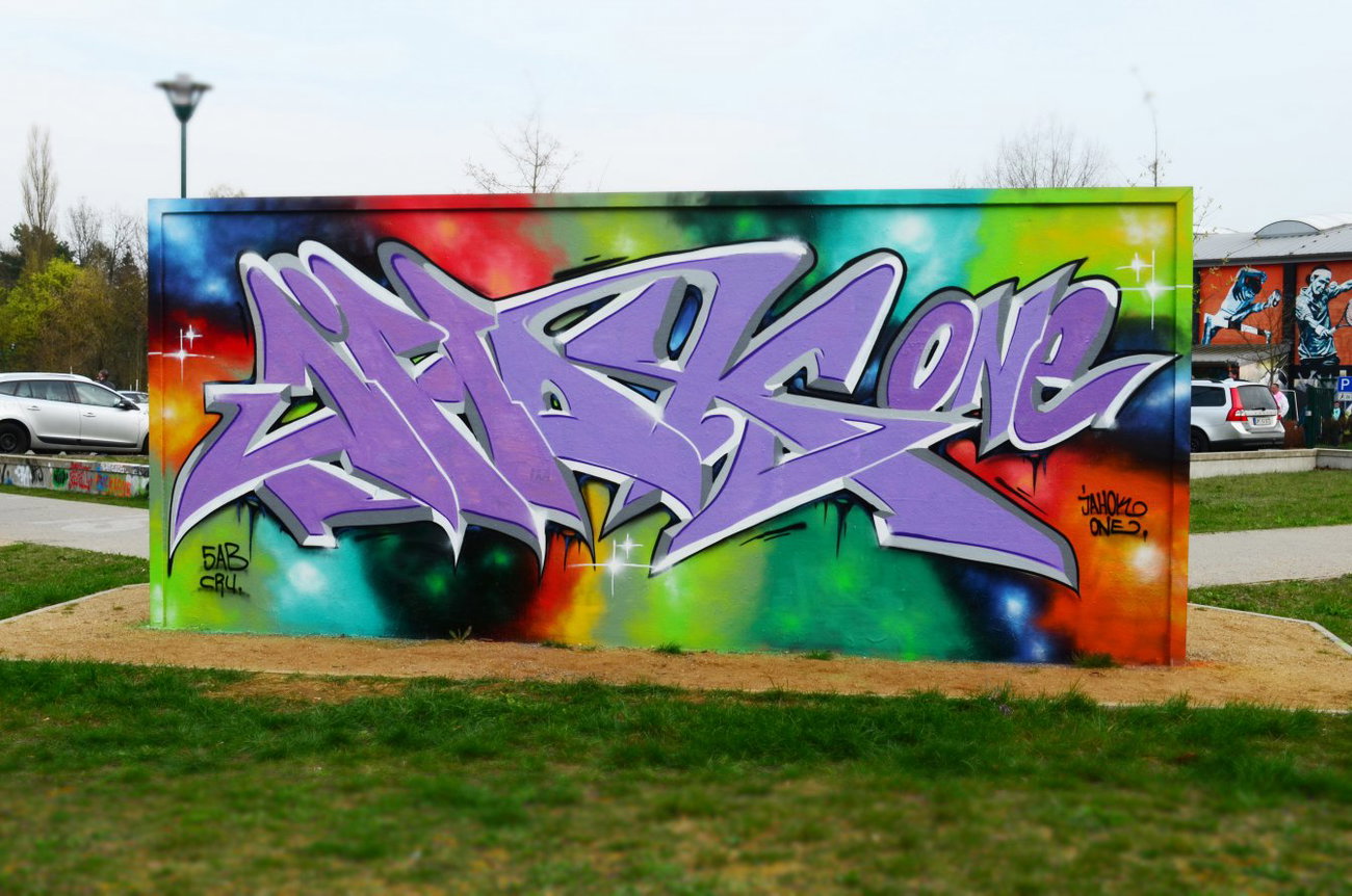 Graffiti Wall - Photo by jahok - jhok, jahok, five (2014)