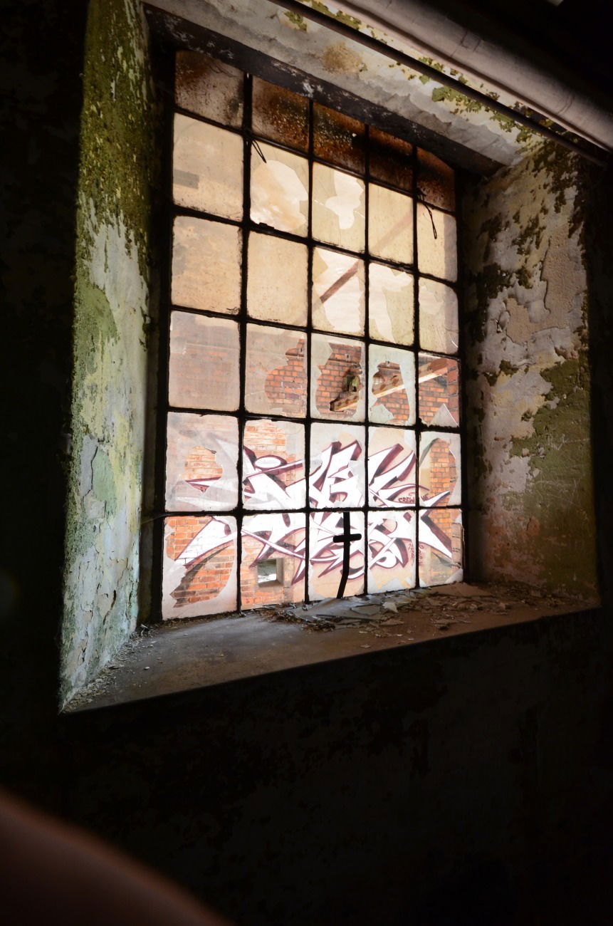 Graffiti Wall - Photo by jahok - jhok, jahok, lostplaces (2016)