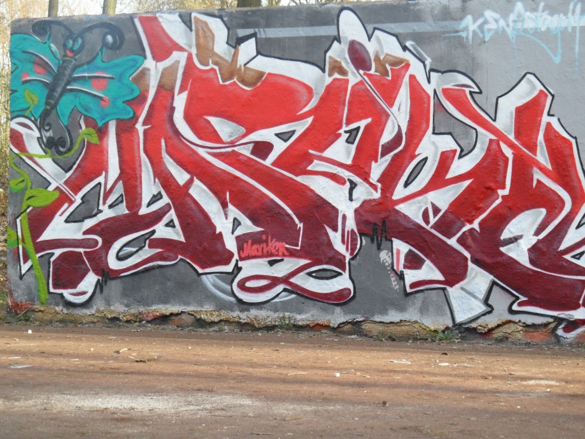 Graffiti Wall - Photo by jake