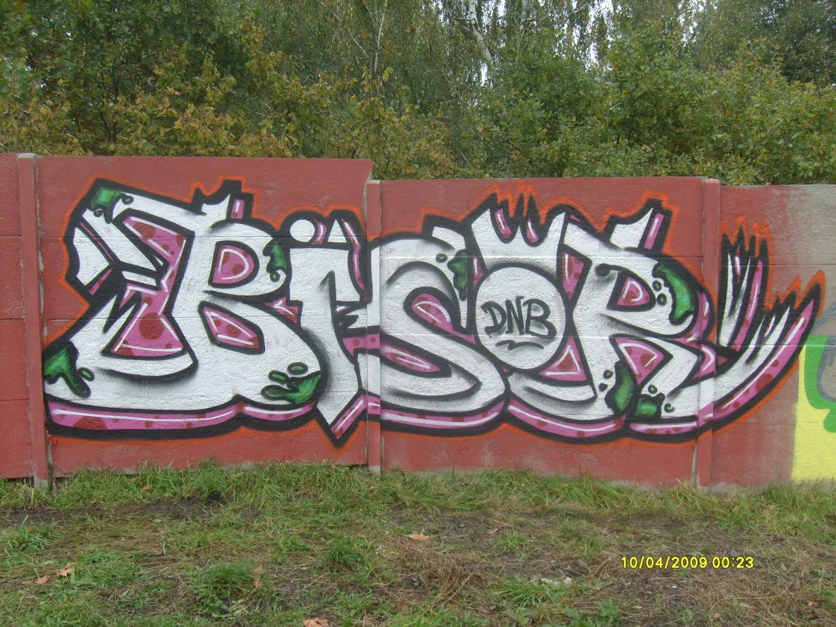 Graffiti Wall - Photo by jakuza