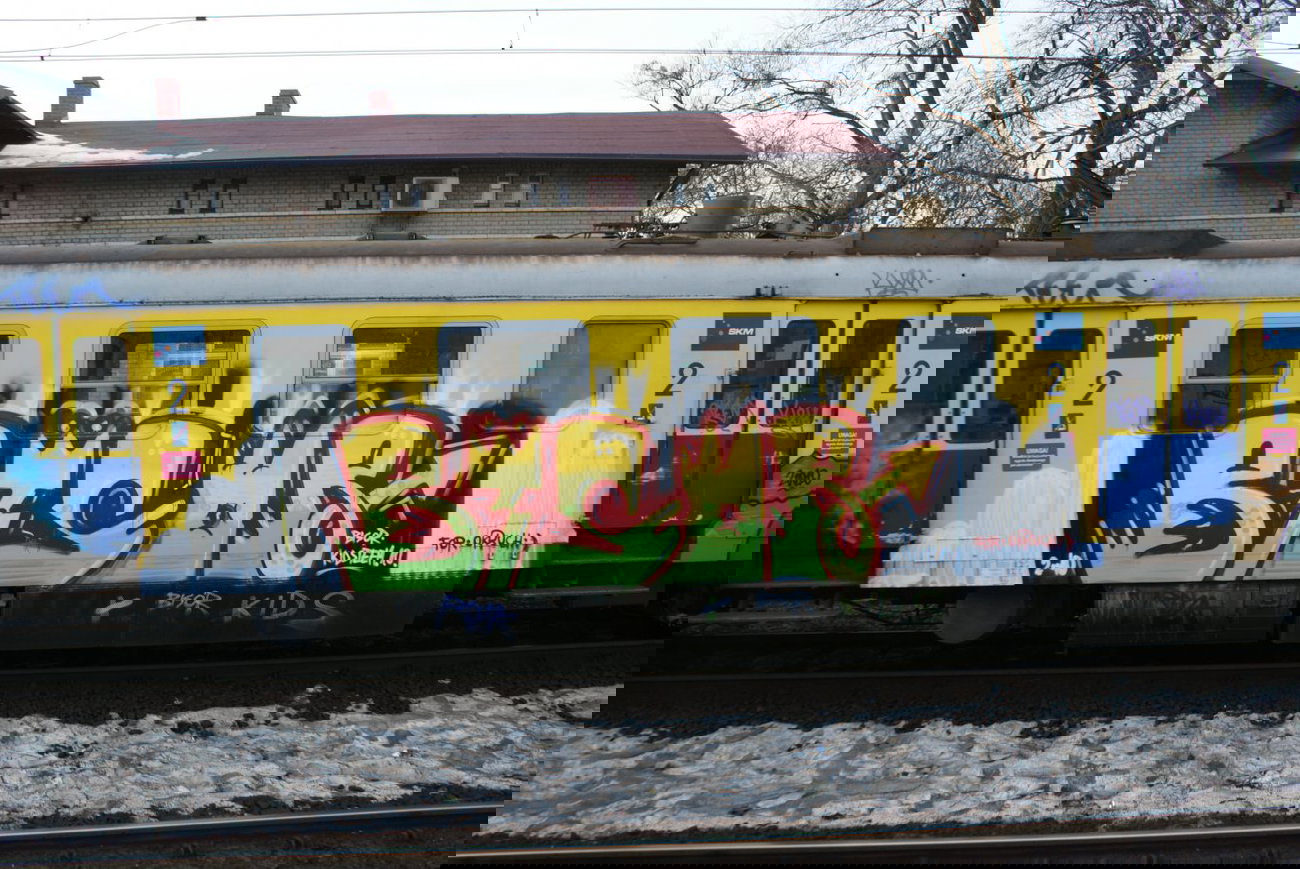 Graffiti Train - Photo by jakuza