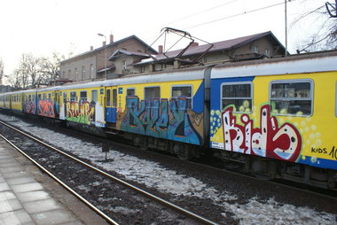 Graffiti Train - Photo by jakuza