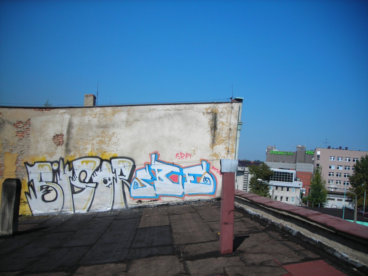 Graffiti Bombing - Photo by jakuza - SBE, KIDS