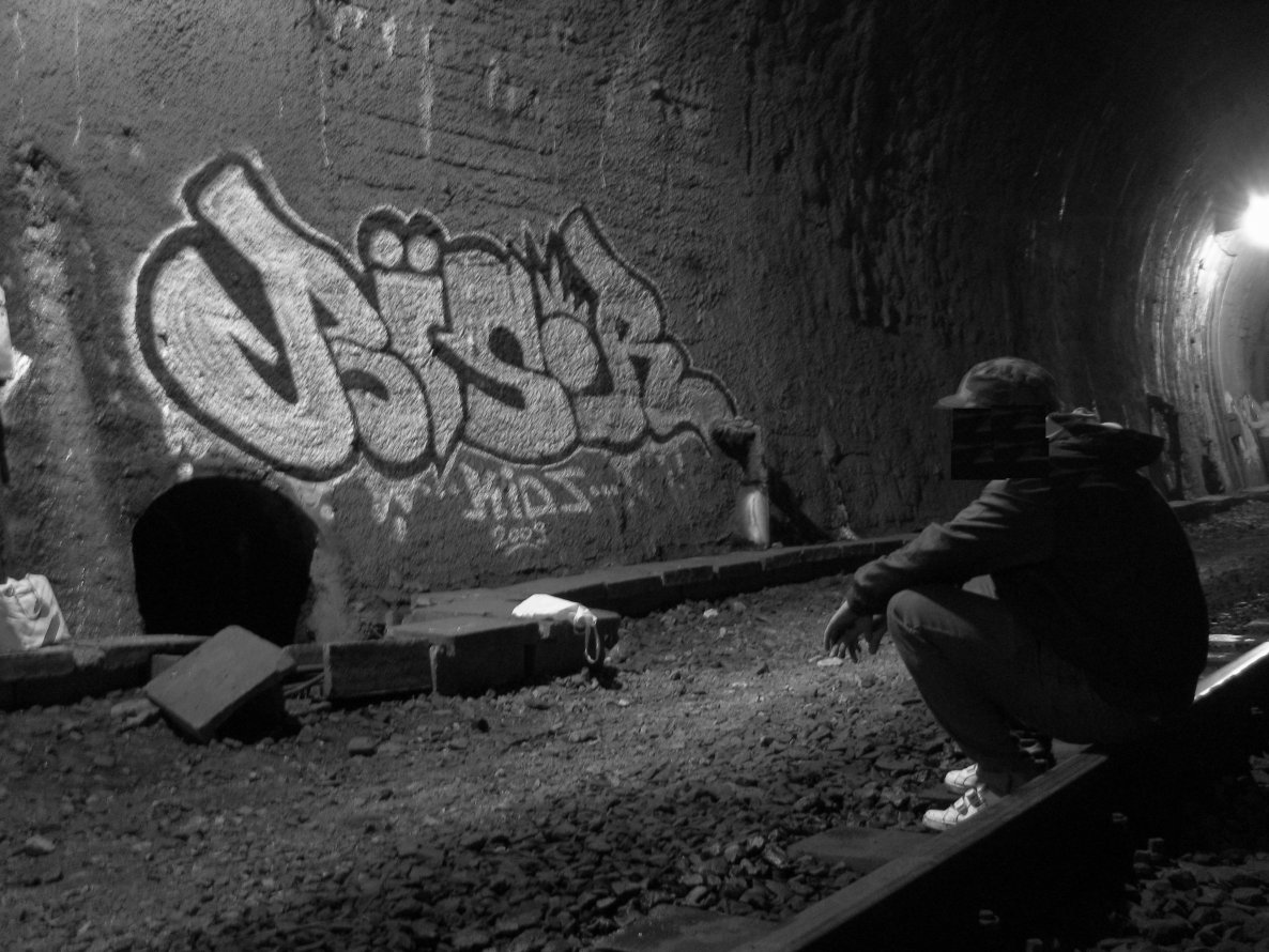 Graffiti Bombing - Photo by jakuza