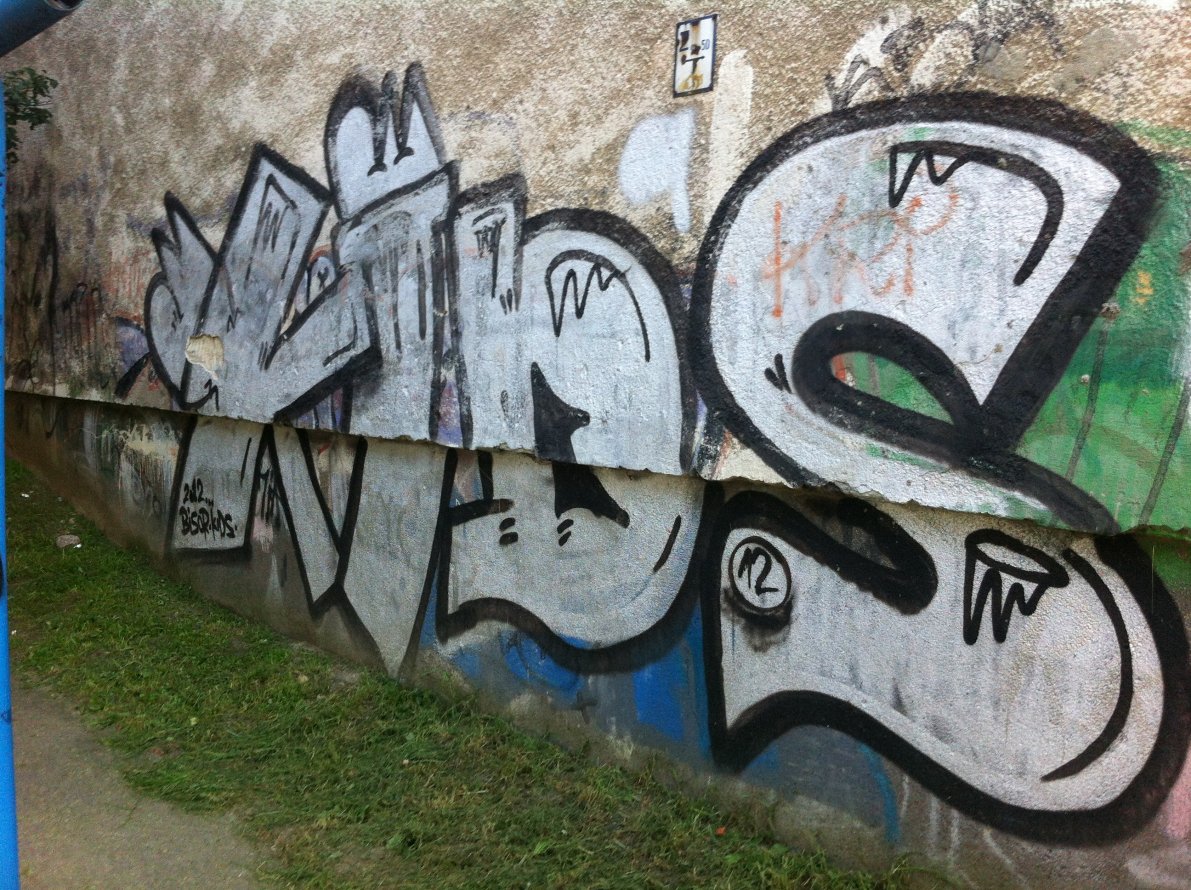 Graffiti Wall - Photo by jakuza