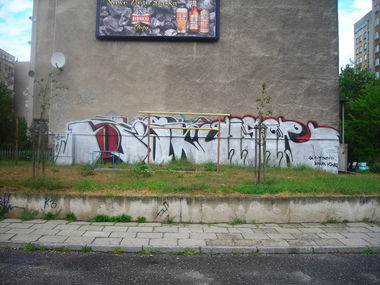 Graffiti Bombing - Photo by jakuza