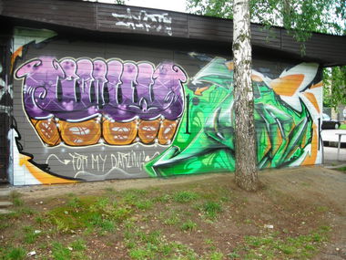 Graffiti Wall - Photo by jakuza