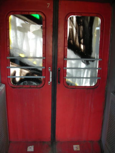 Graffiti Train - Photo by jakuza