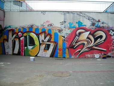 Graffiti Wall - Photo by jakuza