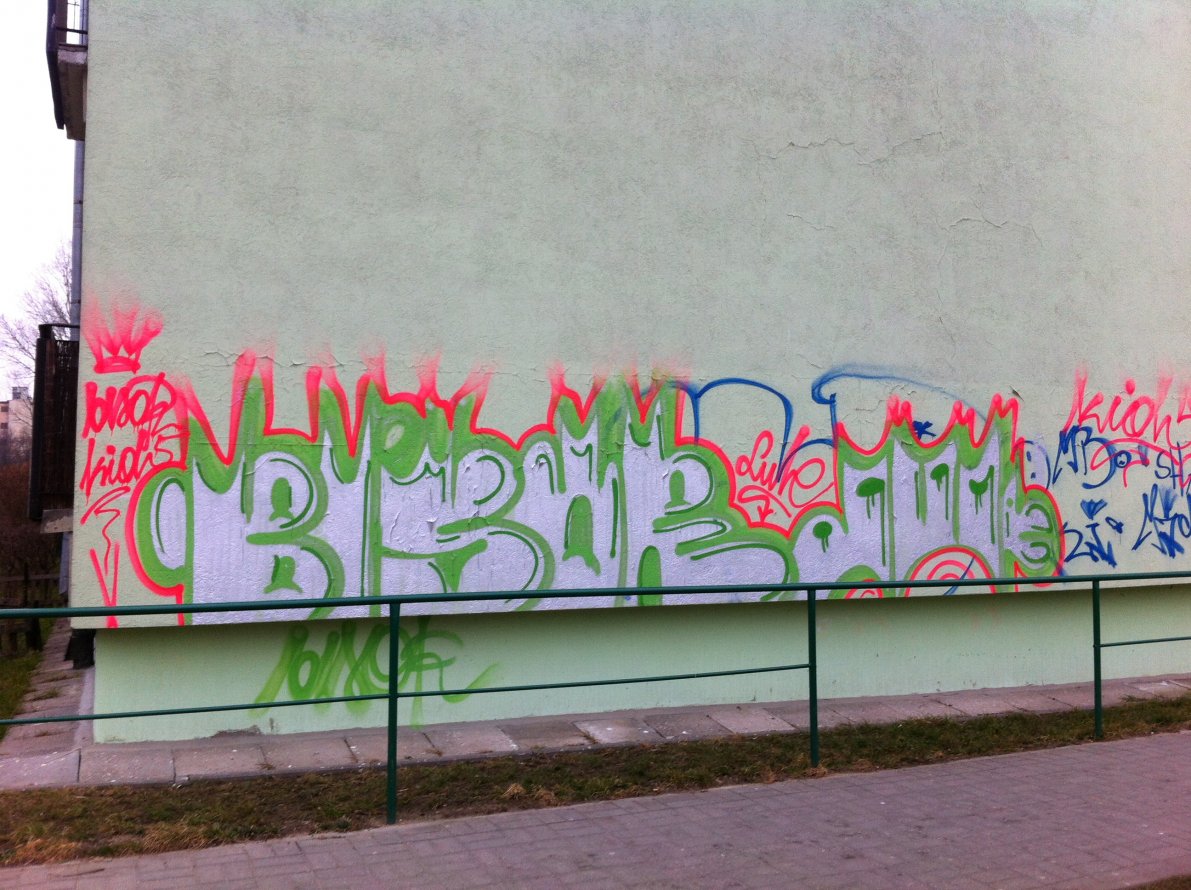Graffiti Bombing - Photo by jakuza - alko, GDYNIA