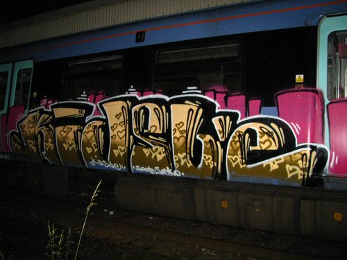Graffiti Train - Photo by jakuza - kids, sbe