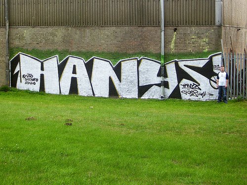 Graffiti Bombing - Photo by jakuza - hanys