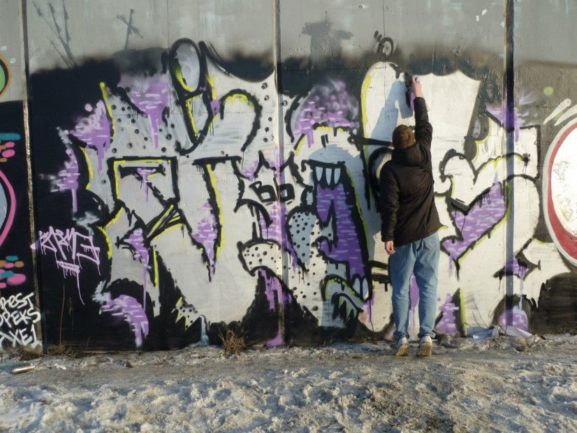 Graffiti Wall in Russia - Photo by jasme