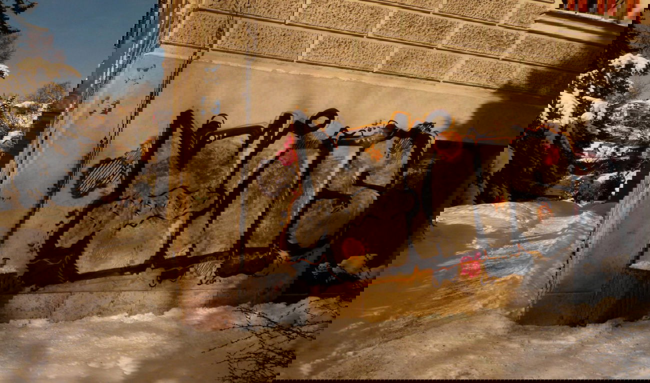 Graffiti Bombing - Photo by jebnato - WInscrewbesy