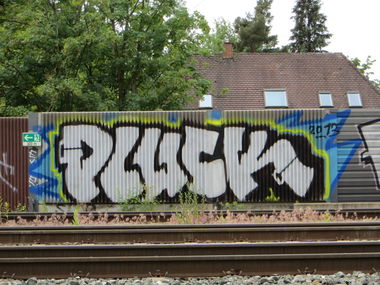 Graffiti Bombing - Photo by jebote1 - ulm, pluck (2013)