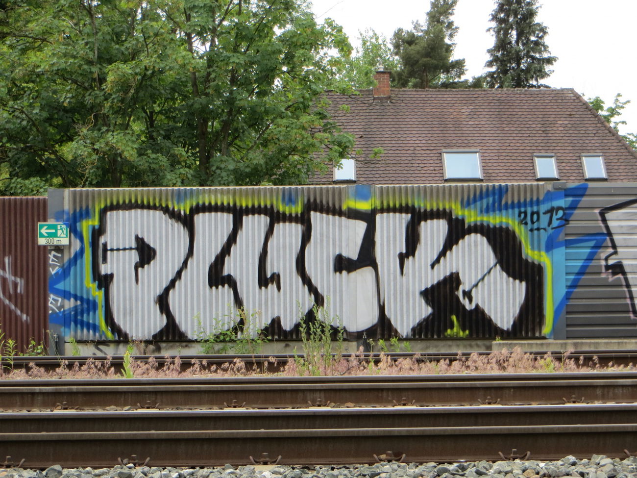 Graffiti Bombing - Photo by jebote1 - ulm, pluck (2013)
