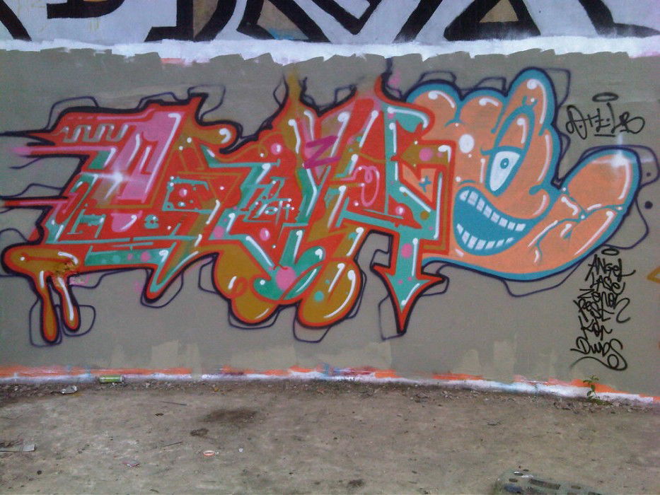 Graffiti Wall - Photo by johndoe