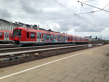 Graffiti Train in Hamburg - Photo by johnnydiekante - Hamburg, Altona, Train (2014)