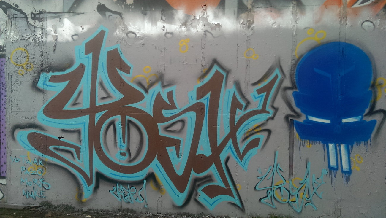 Graffiti Wall - Photo by joshone
