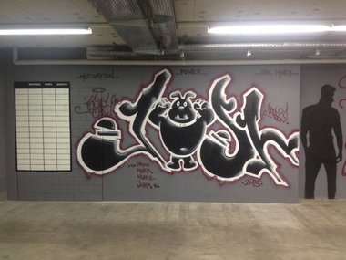 Graffiti Wall - Photo by joshone