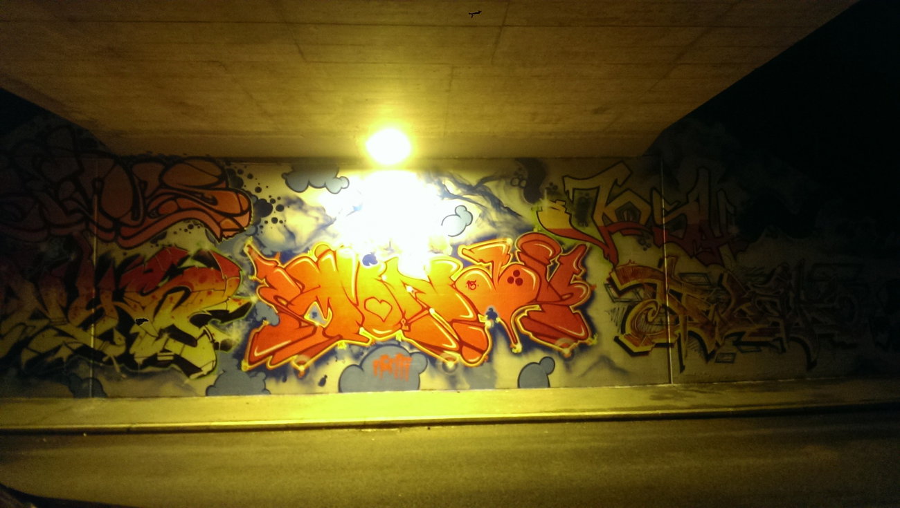 Graffiti Wall - Photo by joshone