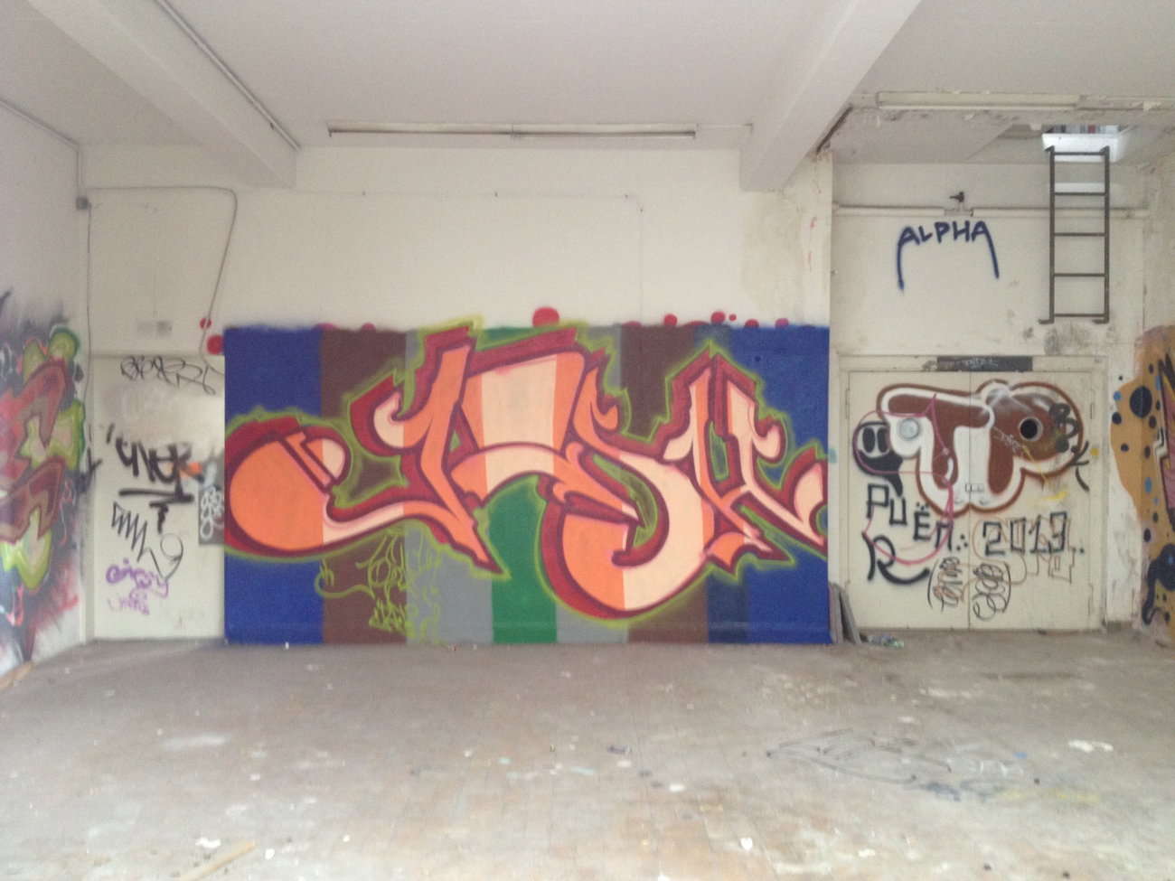 Graffiti Wall - Photo by joshone