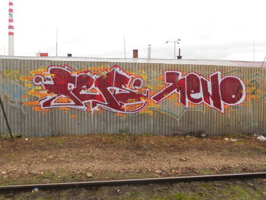 Graffiti Bombing in Komix - Photo by jozo