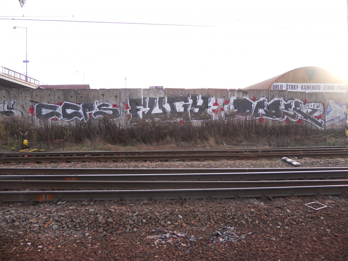 Graffiti Bombing - Photo by jozo - ecps_fugy_dmosr