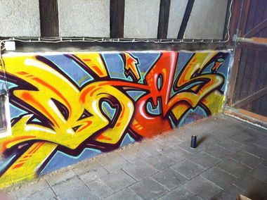 Graffiti Wall - Photo by jumbos - bias