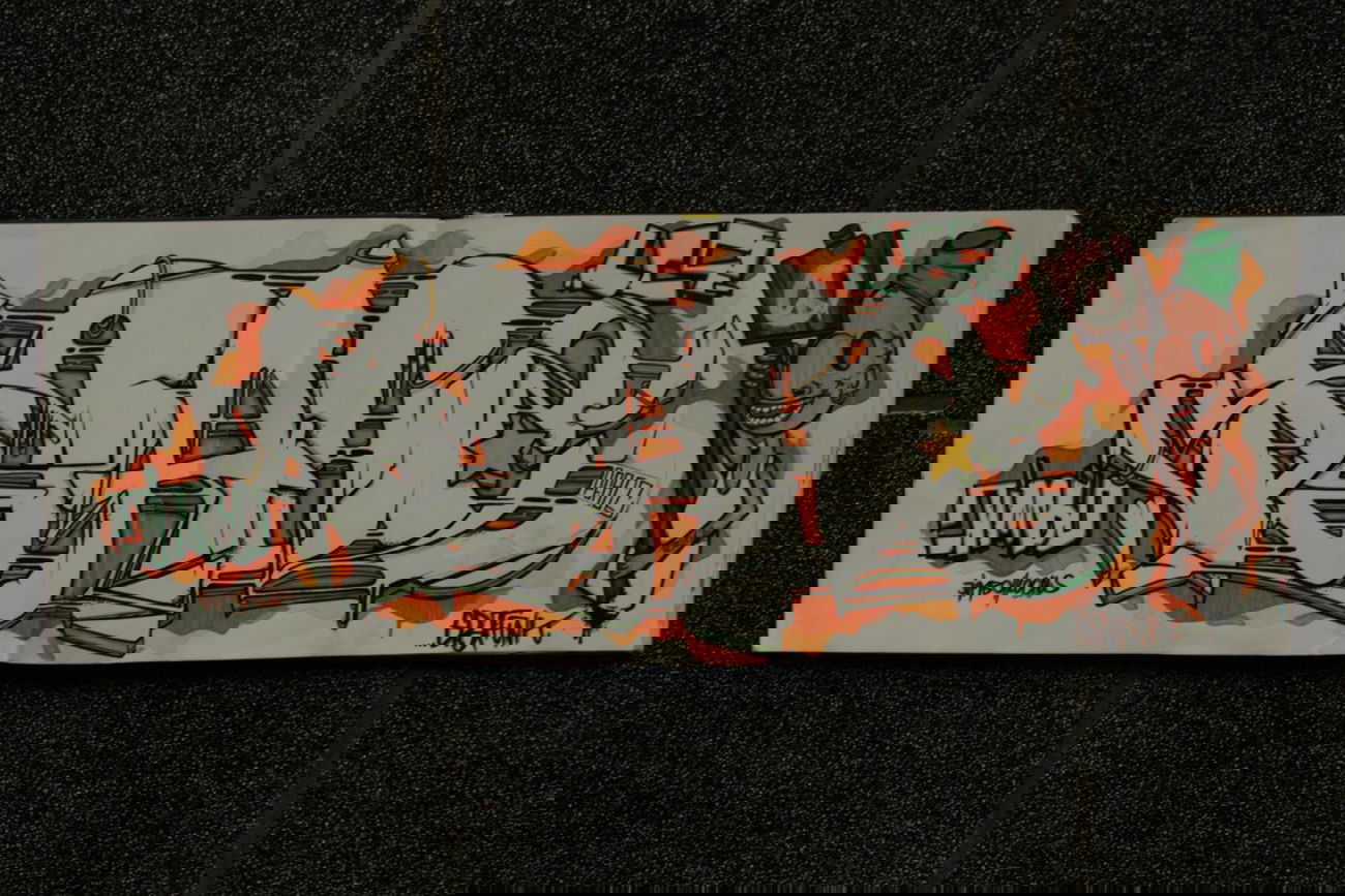 Graffiti Sketch - Photo by jumbos - jimbo, peace, locals (2014)