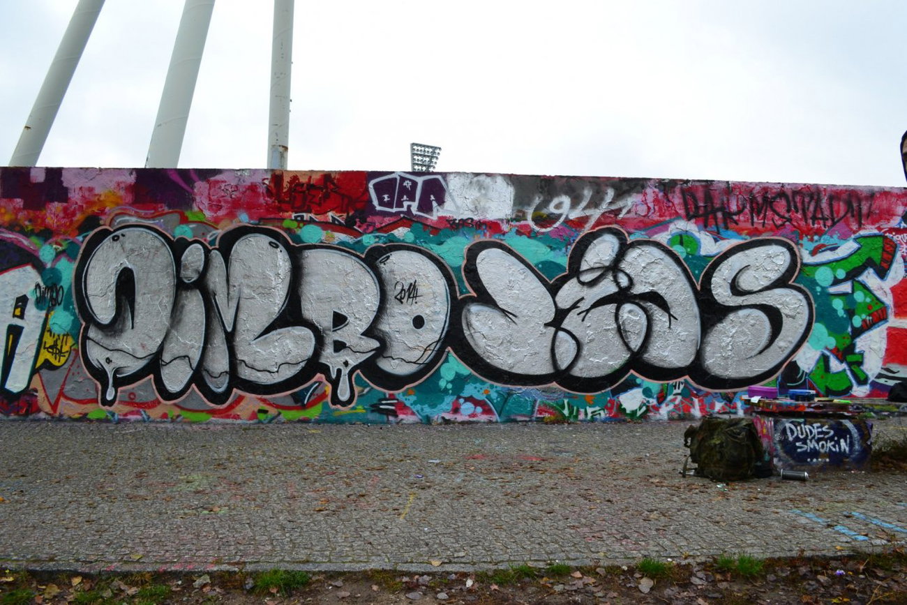 Graffiti Wall - Photo by jumbos