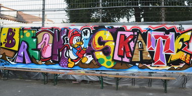Graffiti Wall - Photo by jumbos - break, skate, jumbo