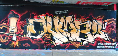 Graffiti Wall - Photo by jumbos - jumbo