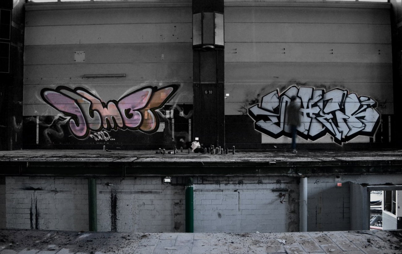 Graffiti Wall - Photo by jumbos - jumbo, whek (2014)