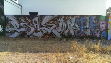 Graffiti Wall - Photo by jumbos - bias, whek, jumbos (2014)